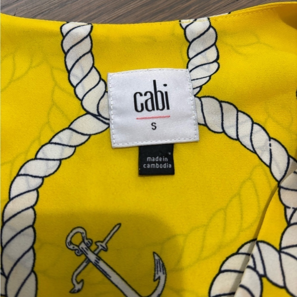 Cabi #5707 Reef Knot Blouse. Yellow Size small - Picture 5 of 9